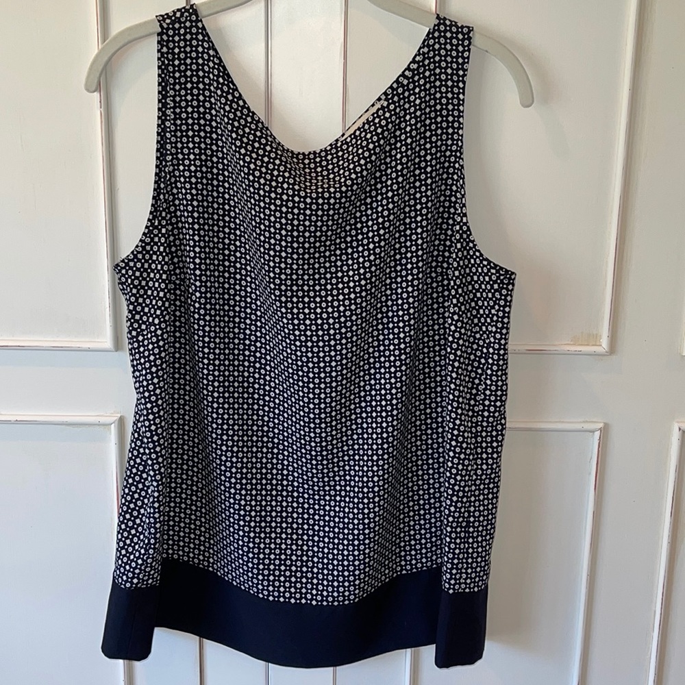 Ann Taylor Loft Navy White Sleeveless Top Blouse size L